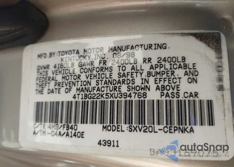 1999 Toyota Camry Le z USA, uszkodzony, nr VIN 4T1BG22K5XU394768